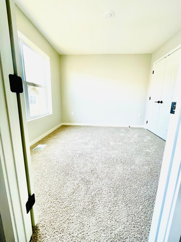 20877 South Ct, Omaha, NE 68022 - photo 7