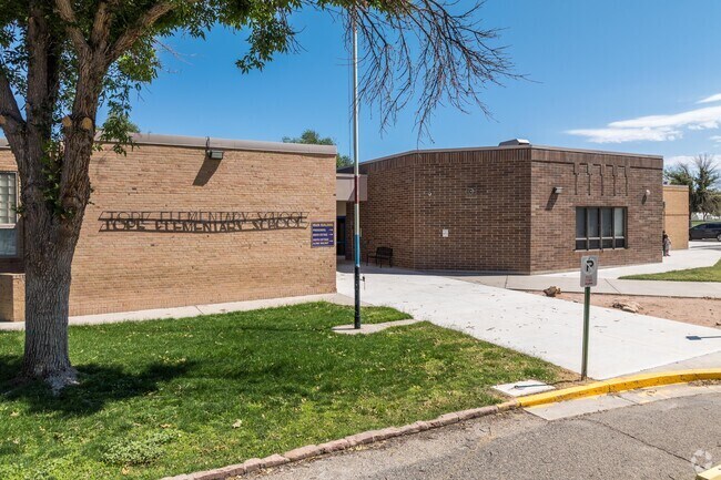 Tope Elementary School.