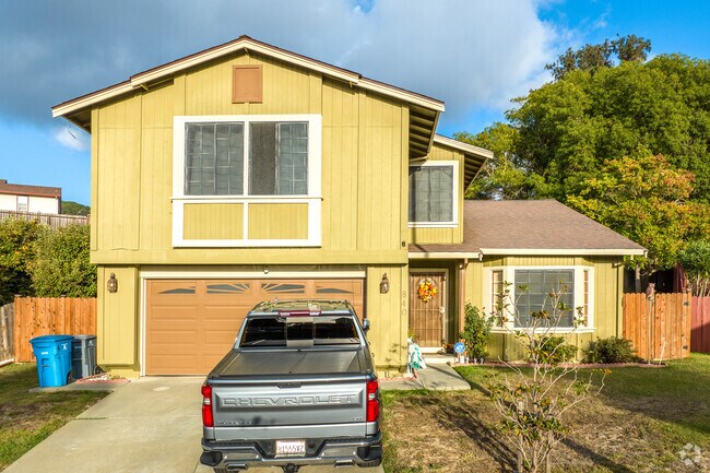 A modern family home in the Country Club Crest neighborhood.