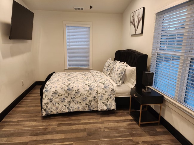 3865 Redan Rd, Decatur, GA 30032 - photo 2