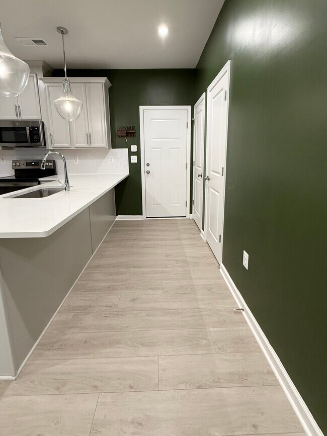 803 Haversack Hunt Way unit A, Glen Allen, VA 23060 - photo 4