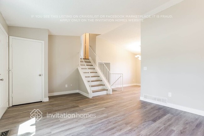 19672 E Purdue Cir, Aurora, CO 80013 - photo 2