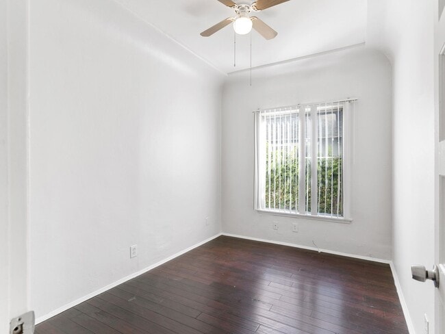 432 Walnut Ave unit 440, Long Beach, CA 90802 - photo 5