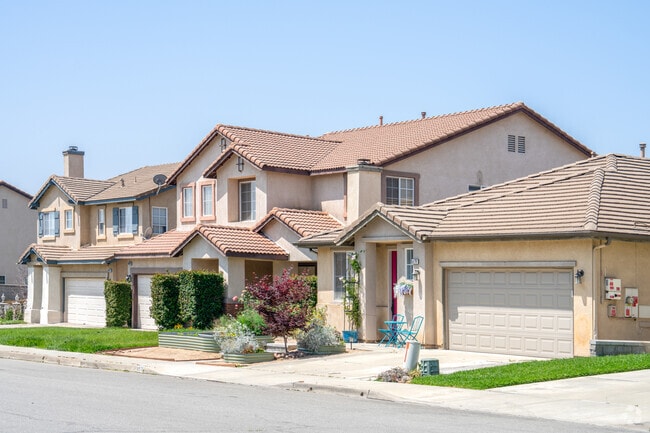Modern traditional row of homes in the Rancho Fontana neighborhood.