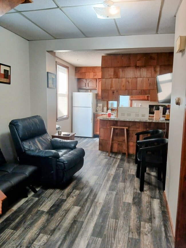 1016 W High St Unit A, Jefferson City, MO 65109