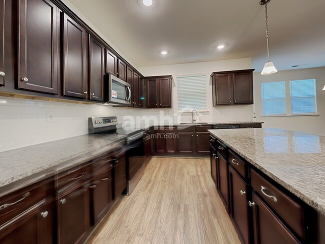 111 Fairway Crossing Way, Cumming, GA 30040 - photo 3