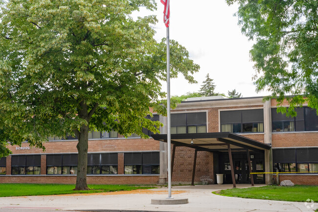 Roseville Middle front entrance in Roseville.