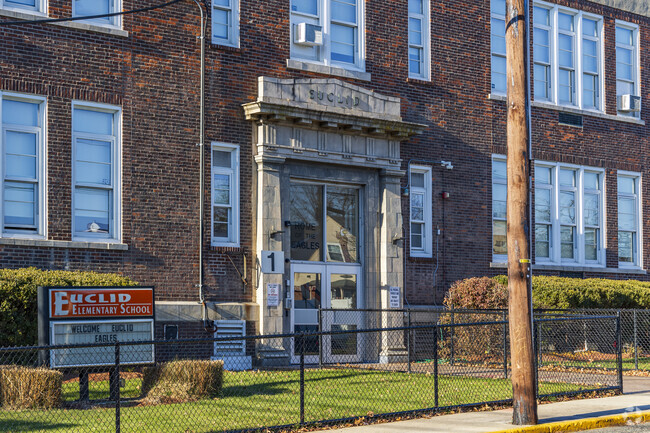Euclid School