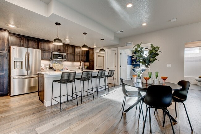 827 Schlagel St unit 36483445, Fort Collins, CO 80524 - photo 3