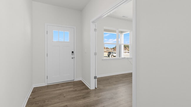 60 Charlies Bend Way, Spring Lake, NC 28390 - photo 2