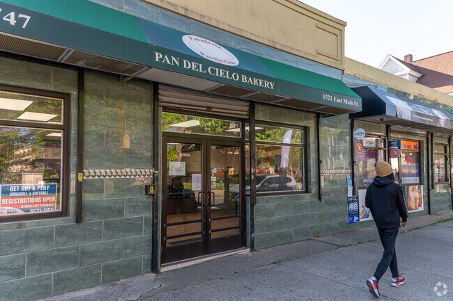 Pan Del Cielo Bakery in East Side Bridgeport serves sandwiches on fresh bread.