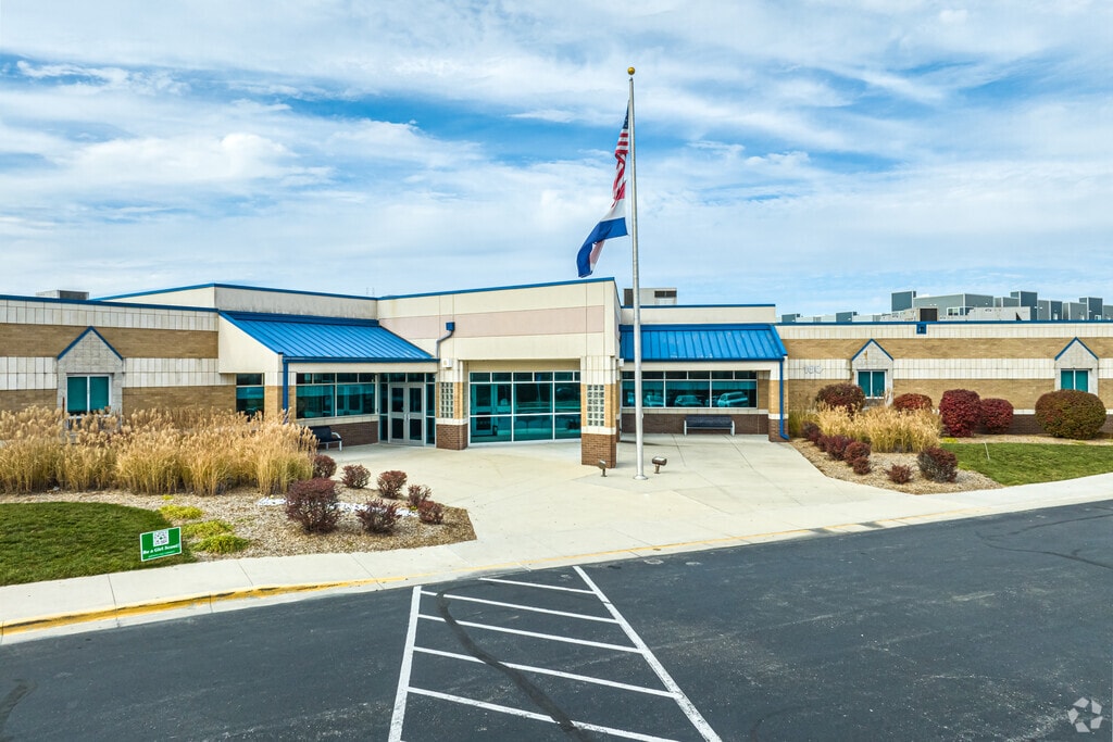Eagle Glen Intermediate School