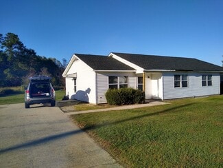 3099 Avon Rd, Greenville, NC 27858