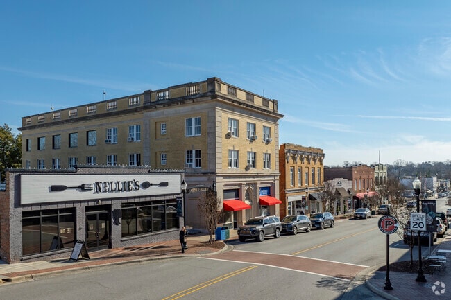Downtown Belmont is home to many shops and restaurants housed in historic buildings.