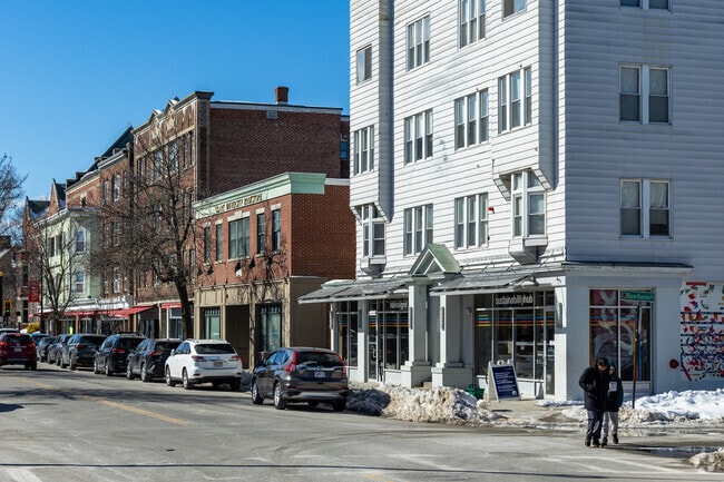 Many wonderful businesses line Main Street throughout Beacon Brightly.