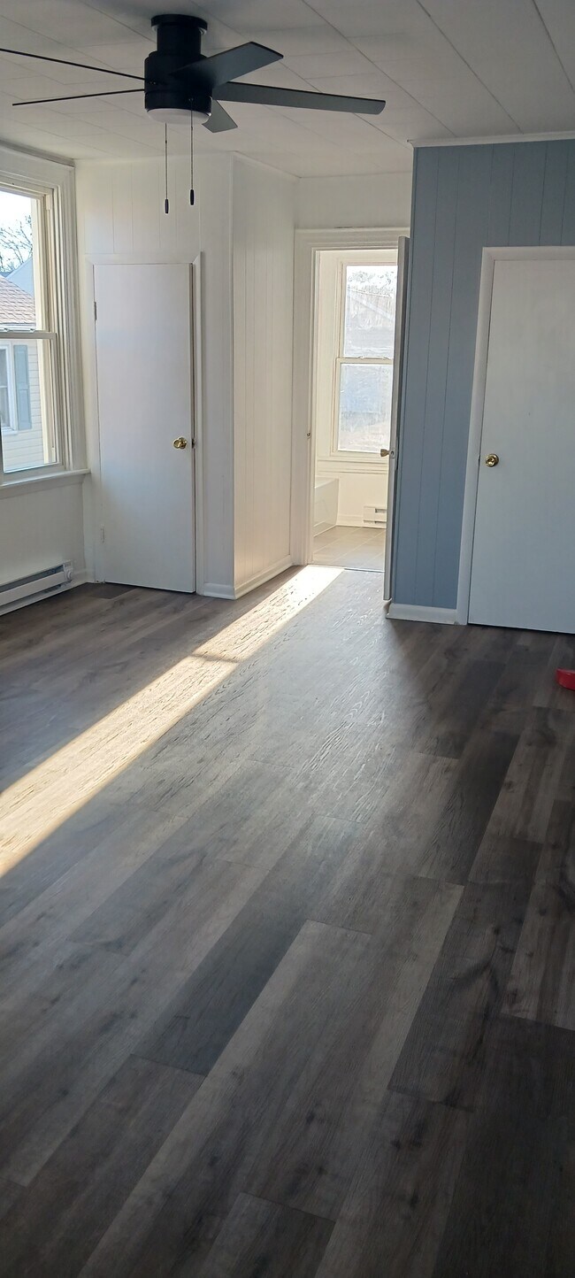 86 N Blettner Ave unit Second Floor Apartme, Hanover, PA 17331 - photo 6