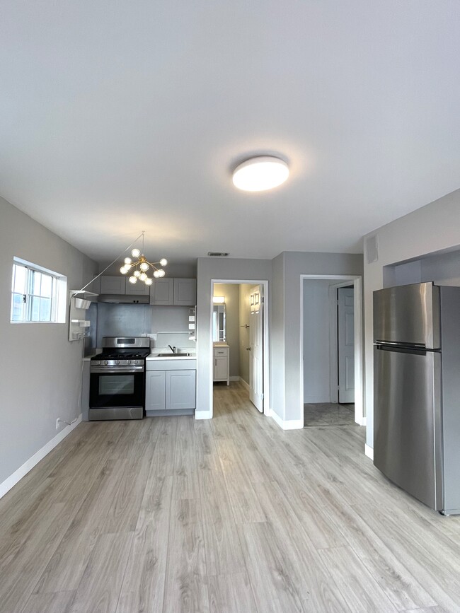 4920 W 141st St, Hawthorne, CA 90250