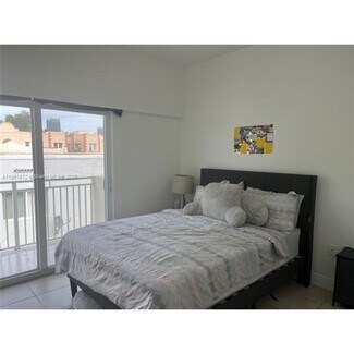 106 SE 4th Ave, Hialeah, FL 33010
