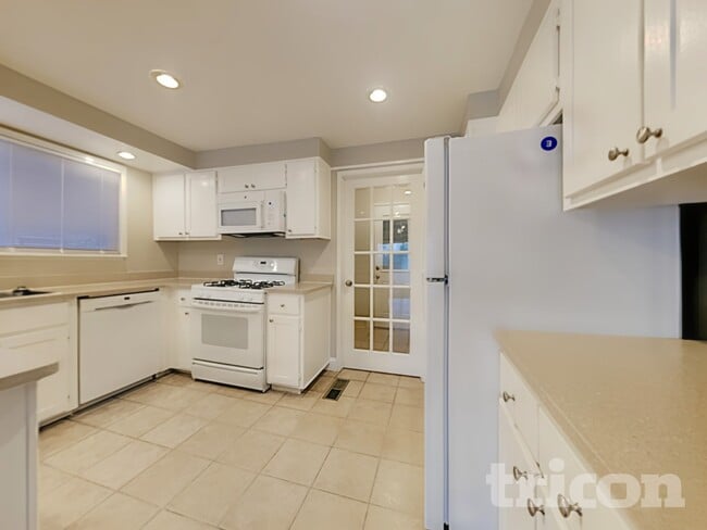 953 Lepori Way, Sparks, NV 89431 - photo 4