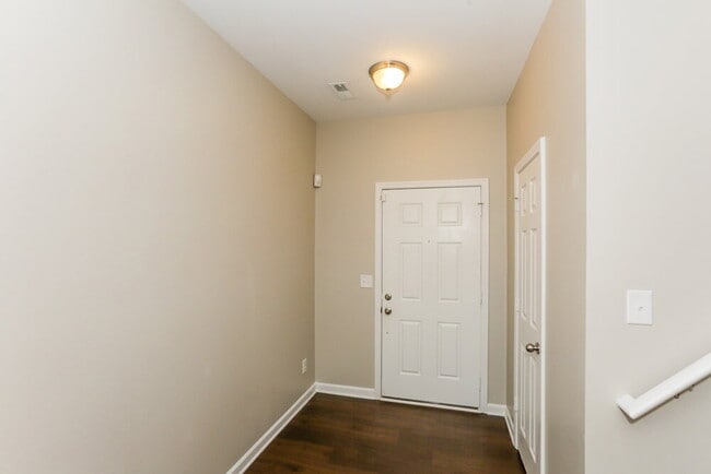 11723 Bending Branch Rd, Charlotte, NC 28227 - photo 2