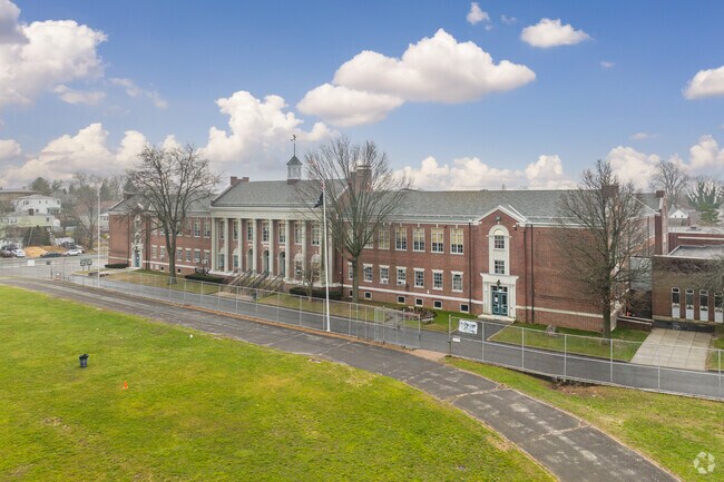 Discover the Gorton High School at 100 Shonnard, Yonkers, NY.