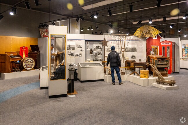 The Blue Earth Historical Society provides a museum full of local history for residents.