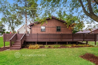 353 E Elm St, Villa Park, IL 60181