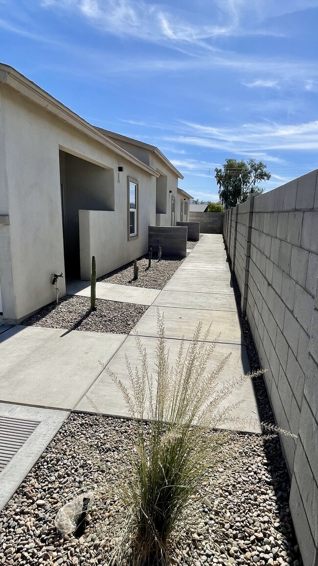 625 E Doris St, Avondale, AZ 85323