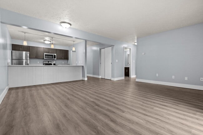 Fairfax Apartments - Lansing, MI, Lansing, MI 48917 - photo 7