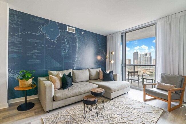 2602 E Hallandale Beach Blvd unit ID1227524P, Hallandale Beach, FL 33009 - photo 3