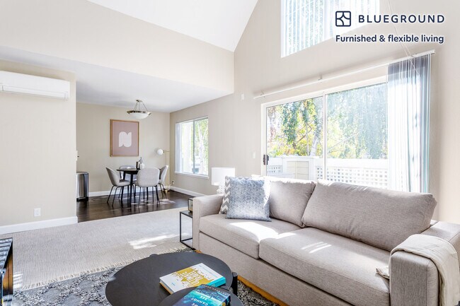 900 Pepper Tree Ln unit FL2-ID384, Santa Clara, CA 95051 - photo 2