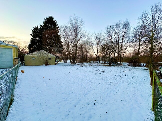 715 Rear Mabel St, New Castle, PA 16101 - photo 5