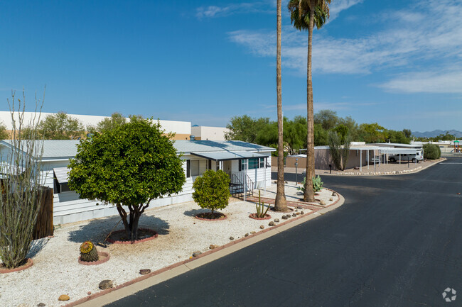 A row of traditional manufactured homes in Benan Venture.