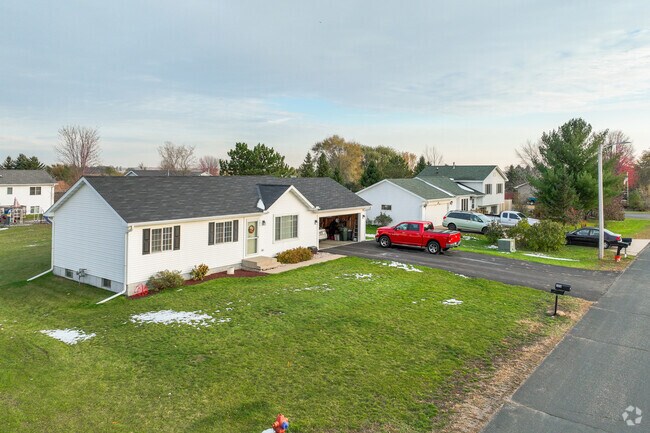 The town of Star Prairie carries a lot of single family homes with a traditional ranch style.