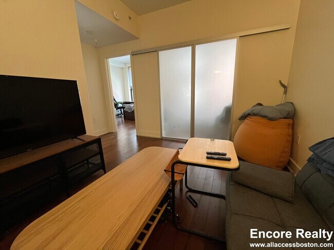8 Winter St unit 311, Boston, MA 02108 - photo 6