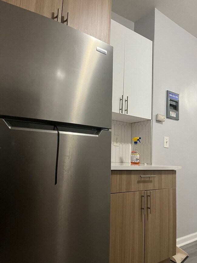 43 Storms Ave unit 1L, Jersey City, NJ 07306 - photo 6