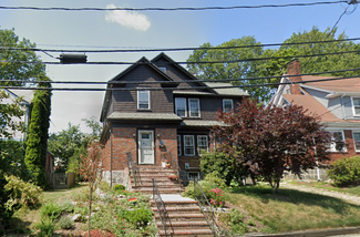 203 Ellery Ct Unit 1, Chestnut Hill, MA 02467