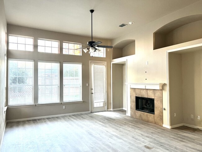 2421 Mallard Dr, Little Elm, TX 75068 - photo 5