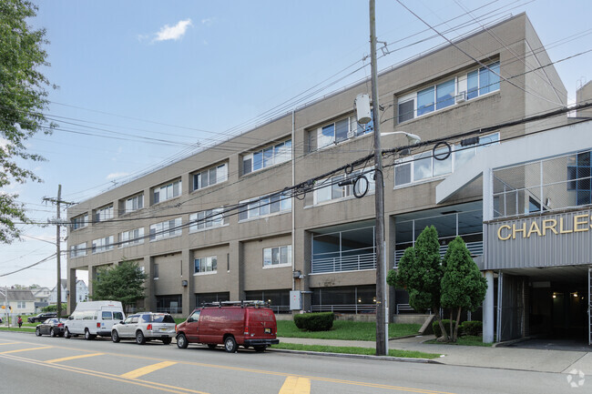 Charles J. Riley School No. 9 has 726 students.