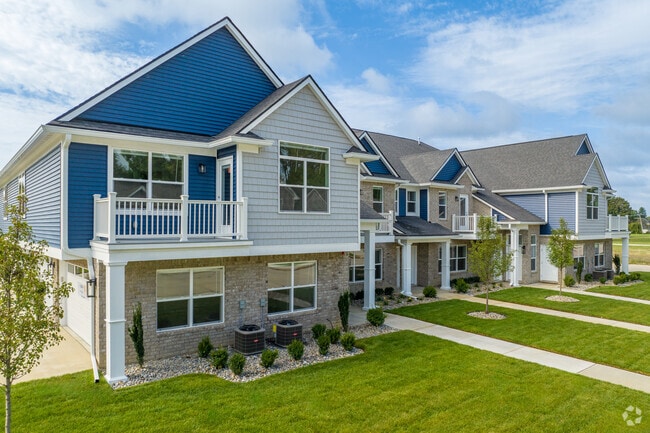 Seaton Place Luxury Apartments, Chesterfield, MI 48047 - photo 5