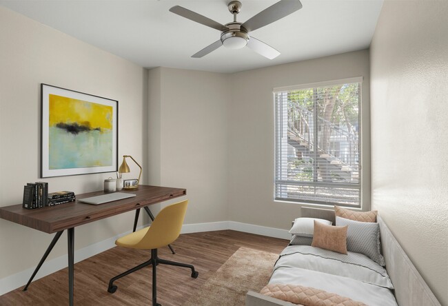Lumiere Chandler - Renovated Office