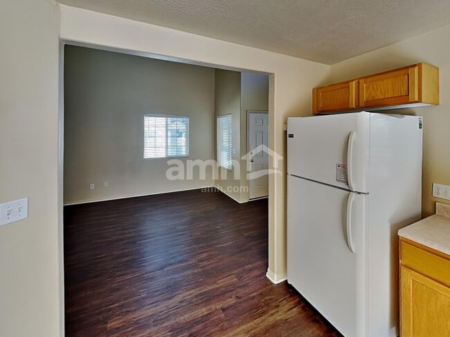 645 Cattail Dr, Ogden, UT 84404 - photo 3