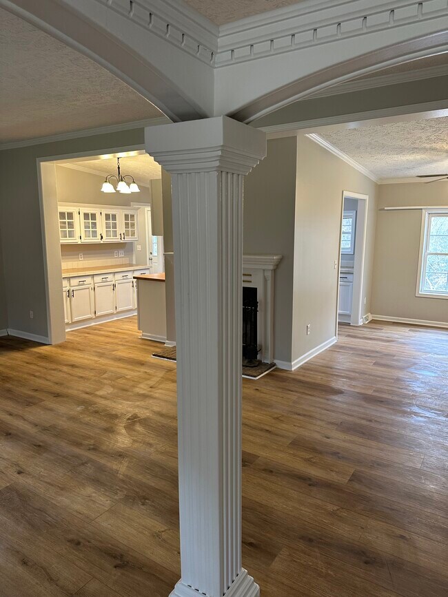 105 Cherokee Trail, Mount Holly, NC 28120 - photo 4