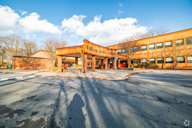 Westland Middle School is one of several quality education centers in Bethesda.