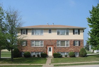 3544-3570 Kimberly Downs Rd, Davenport, IA 52807