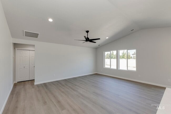 10466 W Teratai St, Star, ID 83669 - photo 3