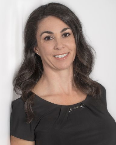 Renée Ryan