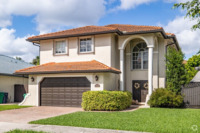 Large four bedroom homes are great for long term living in The Hammocks.