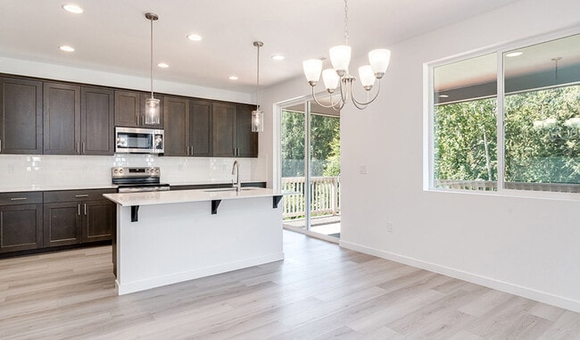 2031 NE Currin Creek Dr, Estacada, OR 97023 - photo 3