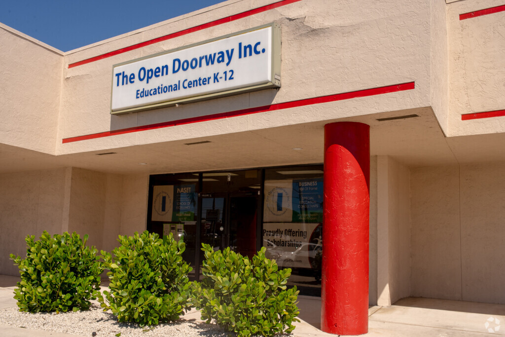 The Open Doorway provides education in the neighborhood of 
Sun Valley.